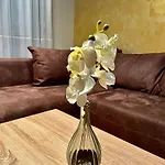 Apartament Naki