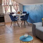 Апартаменти Naki *